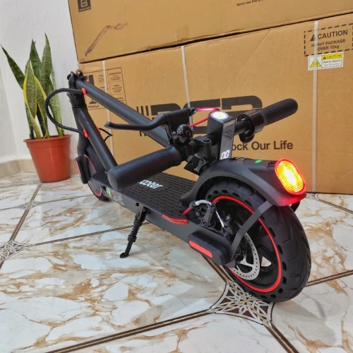Trottinette Électrique Trotinette iSCOOTER i9 i PRIX CHOC!