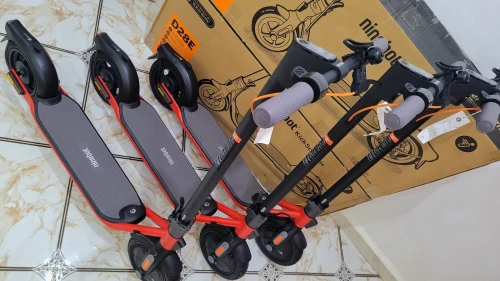 Trottinette Électrique Trotinette Ninebot D28E i Jamais Utilisé i PROMOTION!