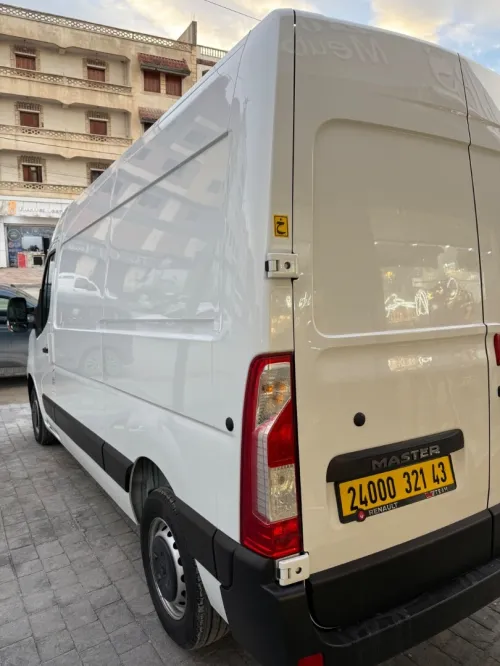 Renault Master 2021