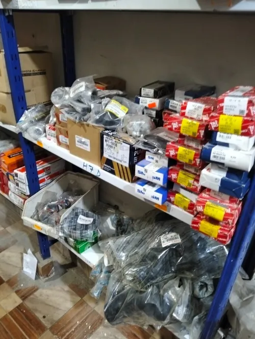 Liquidation magasin pieces Toyota hilux