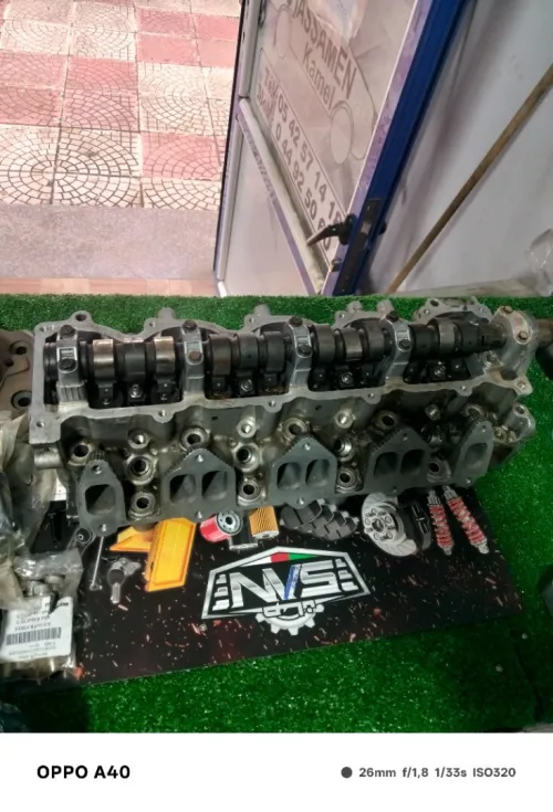Culasse complet Mazda bt50