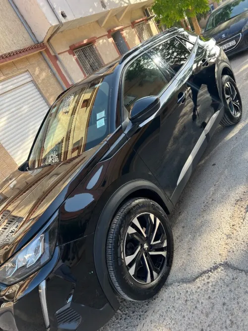 Peugeot 2008 2022 