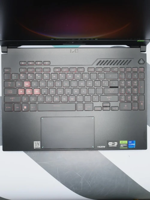 LAPTOP GAMING ASUS TUF F15 , I7-13700H , 16GB 512GB SSD , NVIDIA RTX 4060 8GB , 15" 120Hz