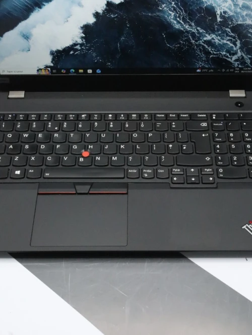 LAPTOP LENOVO THINKPAD P53s , I7-8665U , 16GB 512GB SSD , NVIDIA QUADRO P520 , 15,6" 
