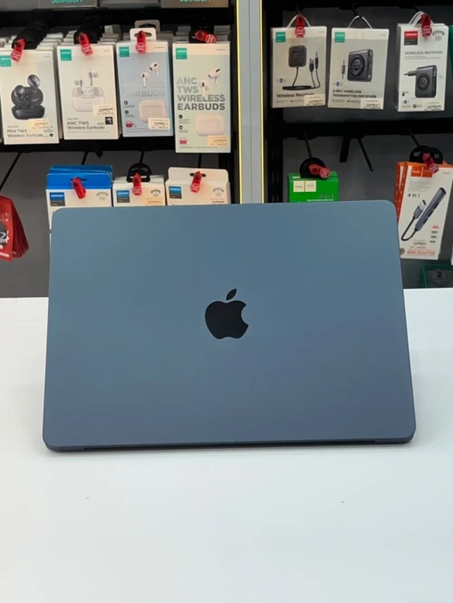 LAPTOP APPEL MACBOOK 2022 AIR M2 8GB RAM 512GB SSD ECRAN 13.3"