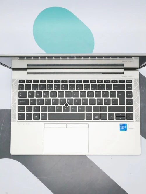 LAPTOP Hp ELITEBOOK 840 G8 , I5-1145G7 , 8GB 512GB SSD , 14" 