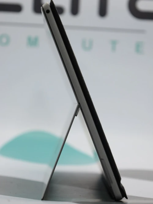LAPTOP / TABLET MICROSOFT SURFACE PRO 5 , I5-7300U , 8GB 256GB NVMe , 12.5" TACTILE 3K