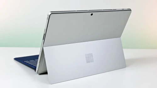 SURFACE PRO 10 ULTRA 7 32GB RAM 256GB