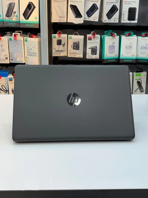 LAPTOP HP 250 G7 I5-8265U 8GB RAM 256GB SSD ECRAN 15.6" FHD 