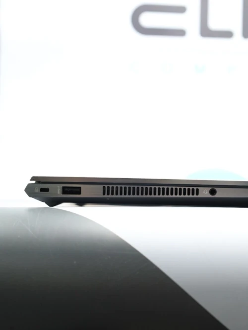 LAPTOP Hp ZBOOK STUDIO G7 , I7-10750H , 16GB 512GB NVMe , NVIDIA QUADRO T2000 , 15.6" FHD