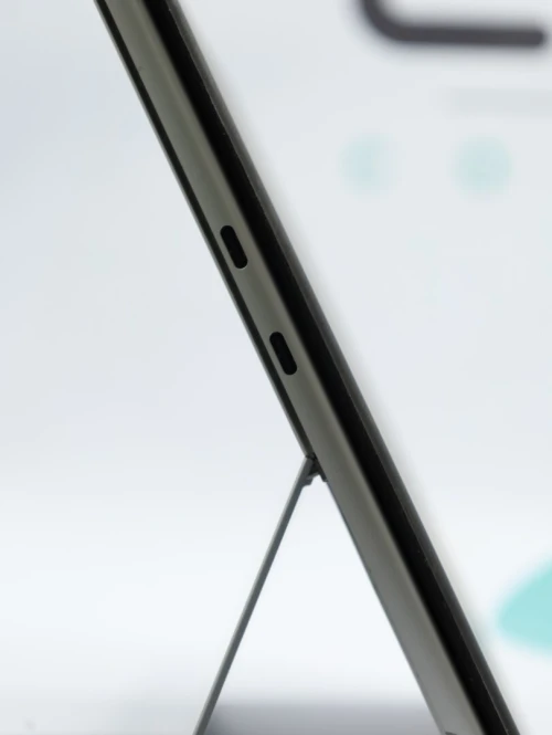 LAPTOP / TABLET MICROSOFT SURFACE PRO 9 , I7-12TH GEN , 16GB 256GB SSD , 13" TACTILE