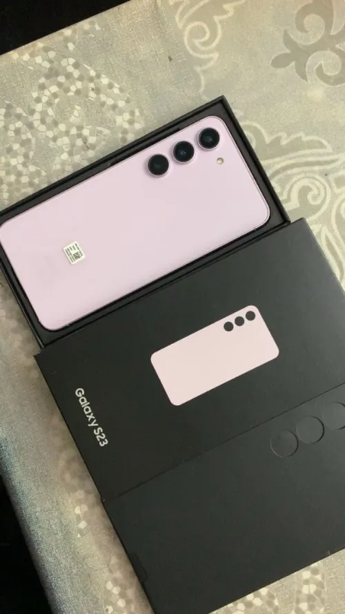 Samsung s23 8/128 coffret jamais utilisé