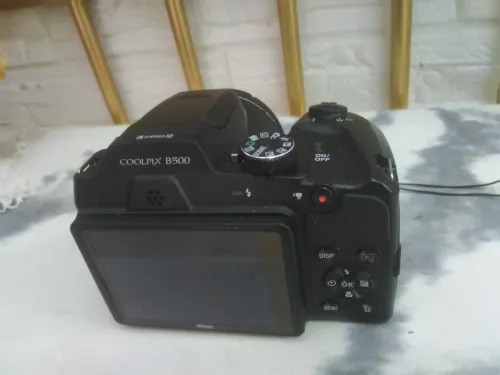 Camera nikon coolpix b500 