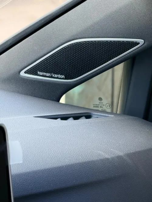 Volkswagen Golf 8 2025 R-Line