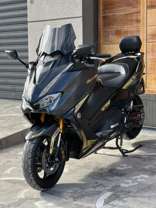 Yamaha Tmax 2018