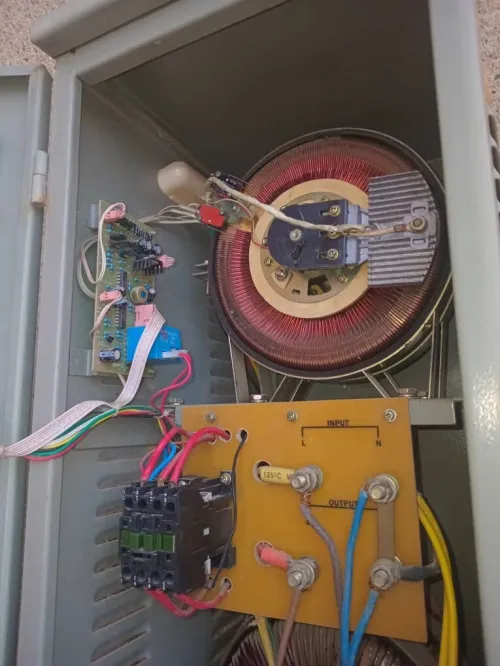 REGULATEUR 15KVA 