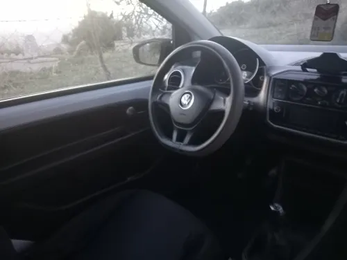 Volkswagen Up 2021 