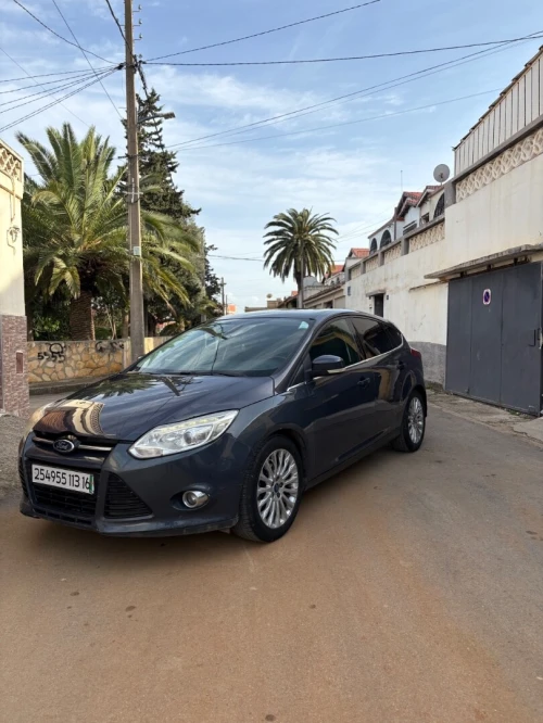 Ford Focus 5 portes 2013 Titanium
