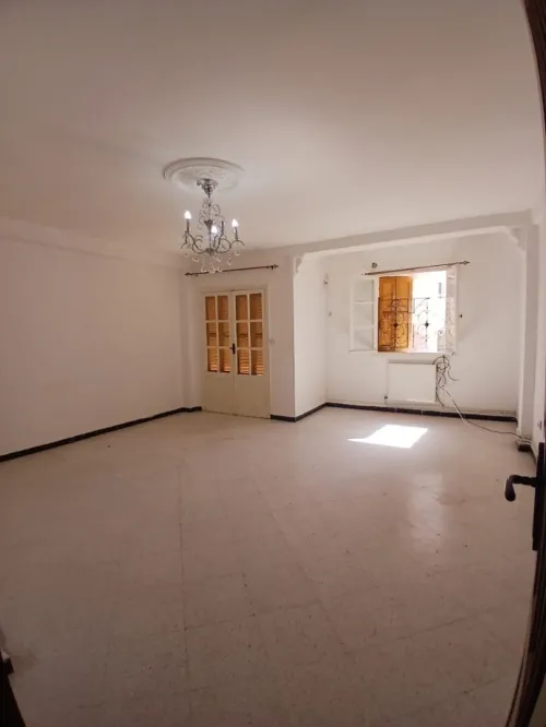 Location Appartement F5 Annaba Annaba