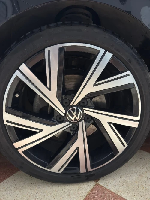 Volkswagen Golf 8 2021 R-Line