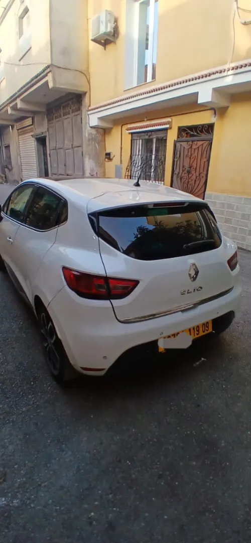 Renault Clio 4 2019 Limited 2