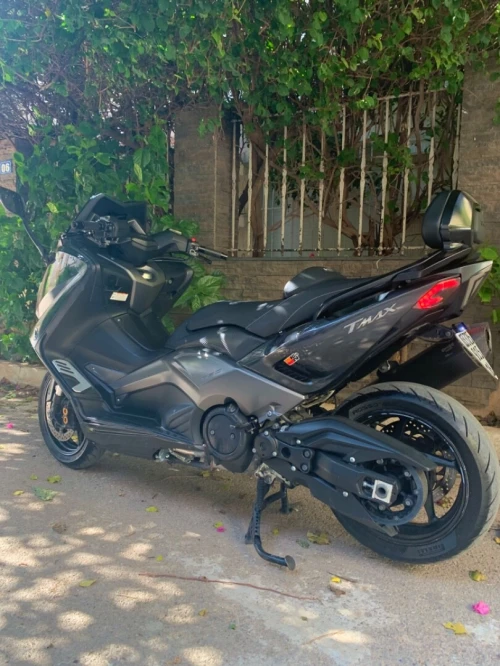 Yamaha t-max Irone 2 2015