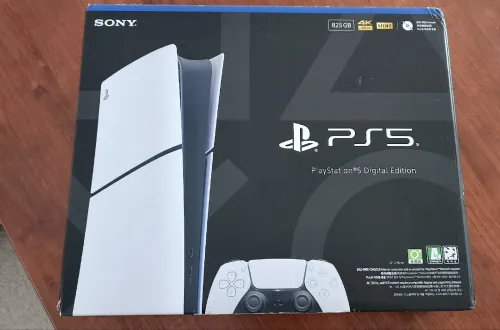 PS5 Slim Digital Edition 825 Go