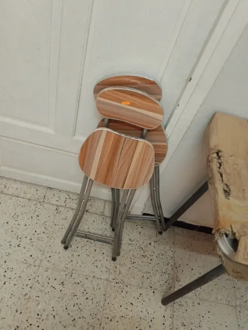 Table avec 2 chaise 