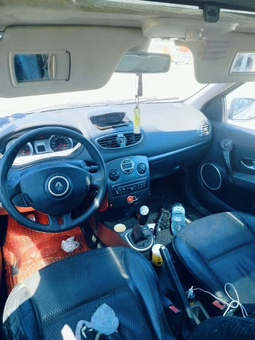 Renault Clio 3 2010 Exception