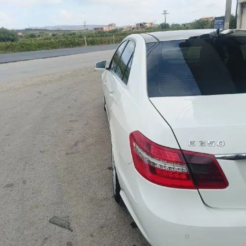 Mercedes Classe E 2012 AVANTGARDE Pack AMG