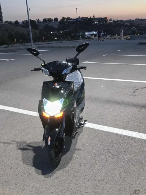 Moto Dora Batman 2025