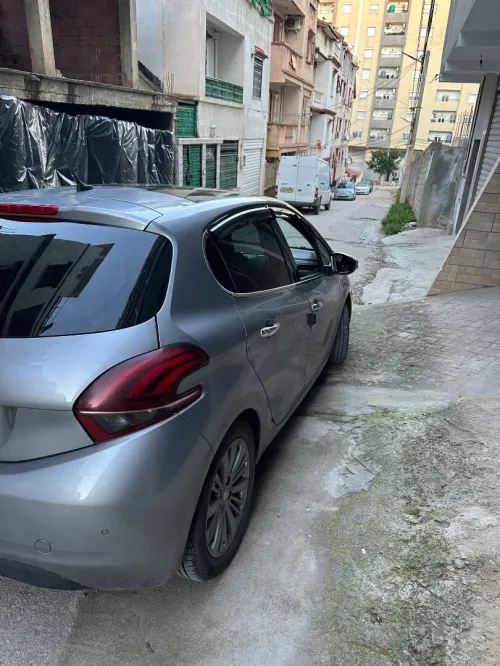 Peugeot 208 2019 