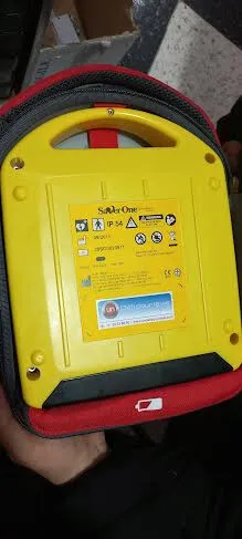 Défibrillateur Automatique Saver One AMI Italia