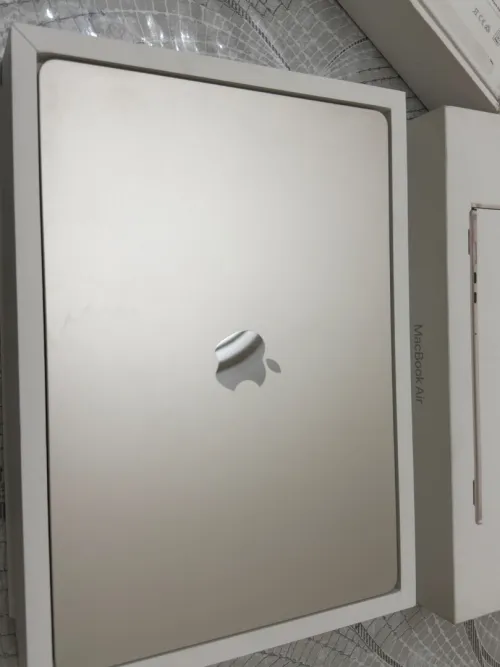MacBook Air M4