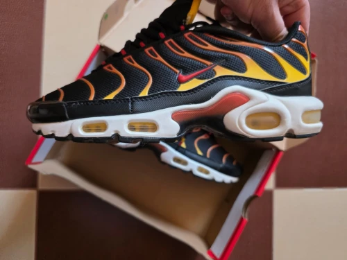 TN NIKE ORIGINAL باطل