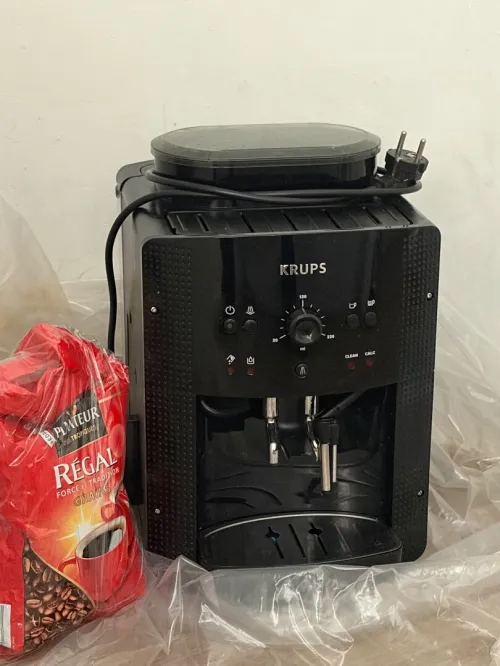 Machine à café automatique KRUPS (France)