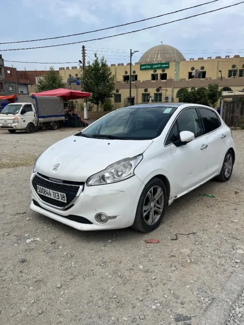 Peugeot 208 2013 Allure
