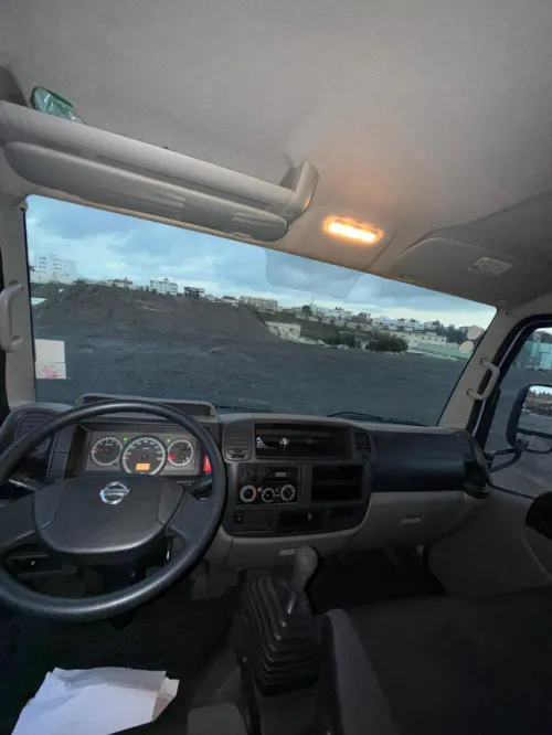 Nissan Cabstar nt400 2017