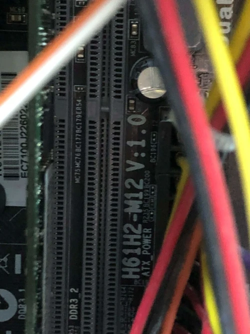 H61 cpu g2020 ram 2 et 4 pou l'essai