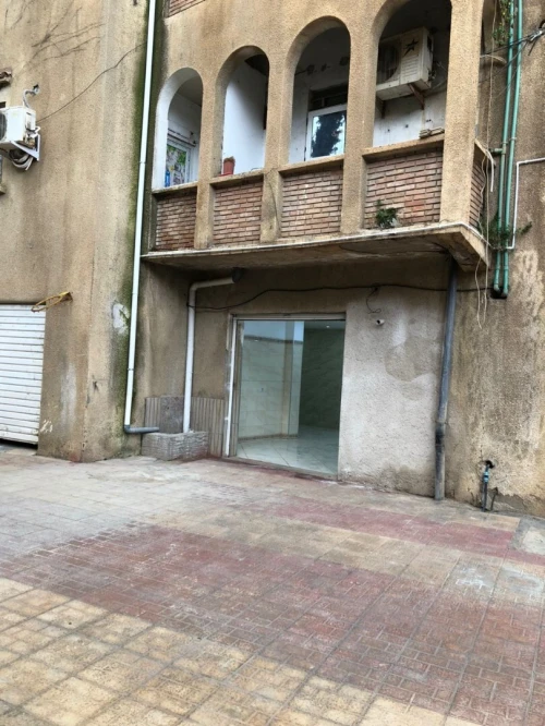 Location Local Bouira Sour el ghouzlane