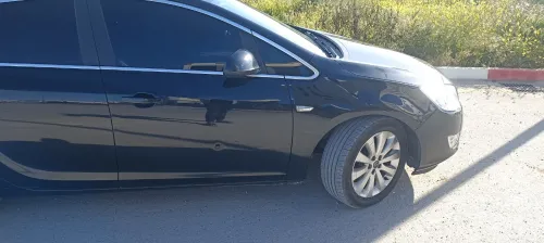 Opel Astra 2013 COSMO