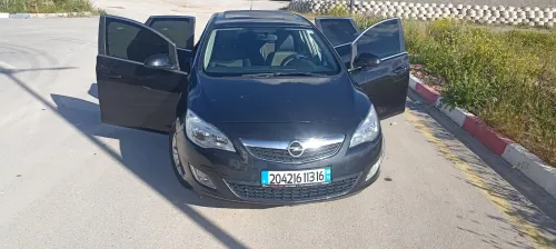 Opel Astra 2013 COSMO