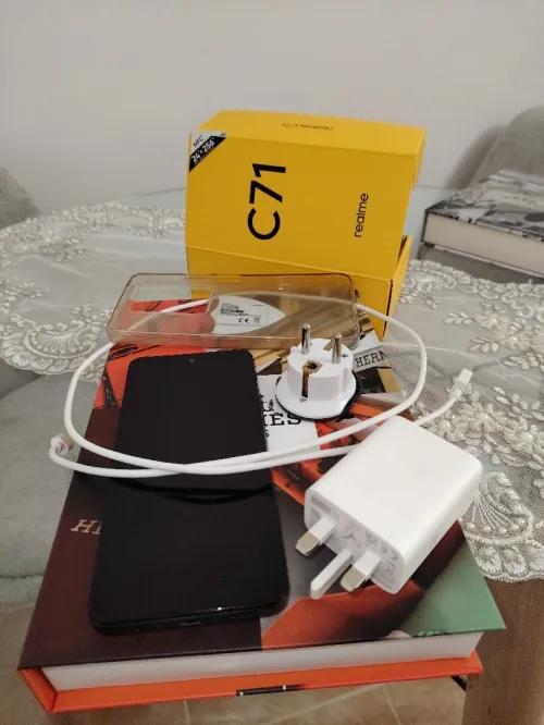 Realme C71 /  8/256