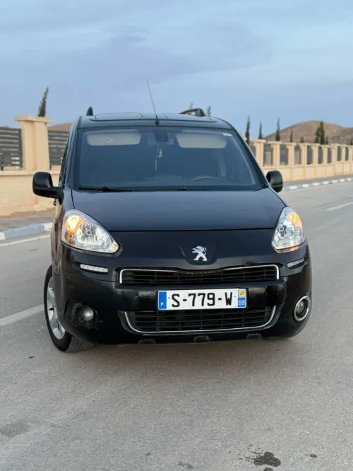 Peugeot Partner 2015 Tepee Allure 