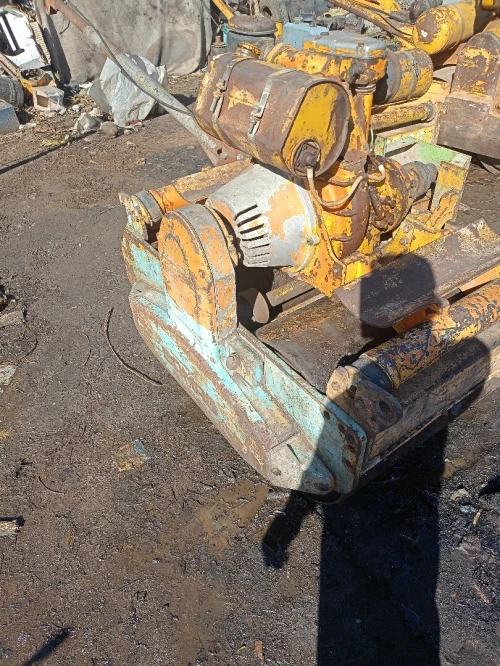 Compacteur 90