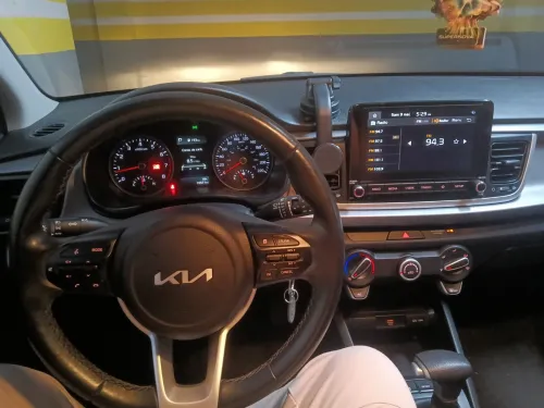 Kia RIO 2023 LX