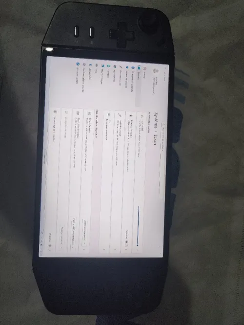 Lenovo légion Go gaming 2in1 AMD Ryzen Z1 extrême 16/512 SSD 144hz