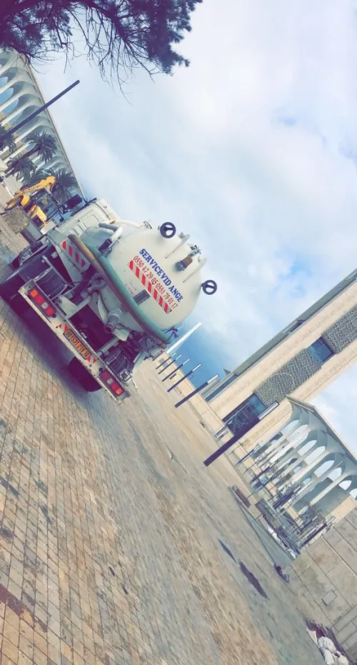 Camion vidange et nettoyage 