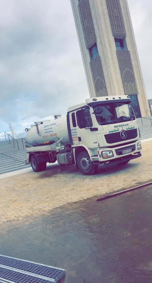 CAMION vidange nettoyage 