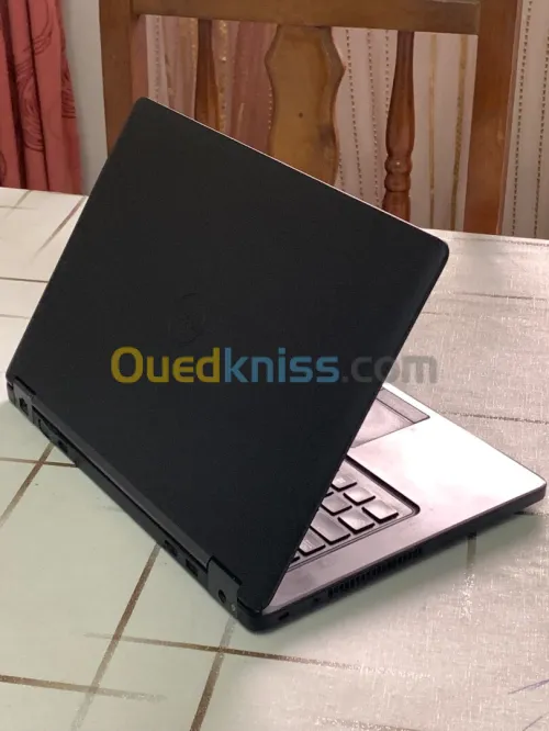 I5 5ème 8go RAM 512go SSD écran tactile